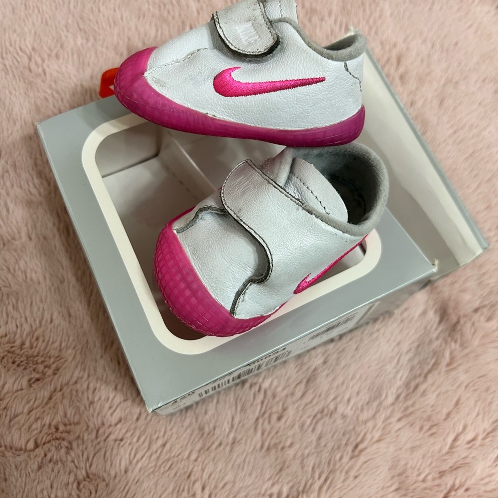 Nike White and Pink Velcro Sneakers